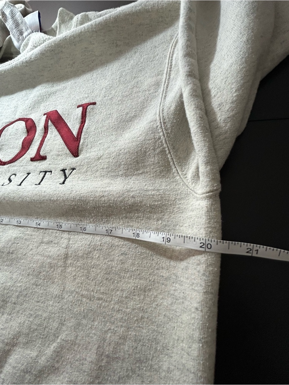 Champion Elon University Crewneck Sweatshirt Small Oatmeal Embroidered Spell Out - Picture 5 of 5